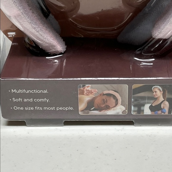 Two Skincare Headbands - Picture 3 of 10